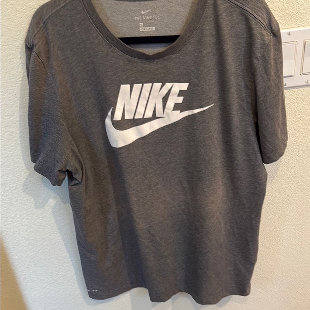 Nike Gray T-Shirt